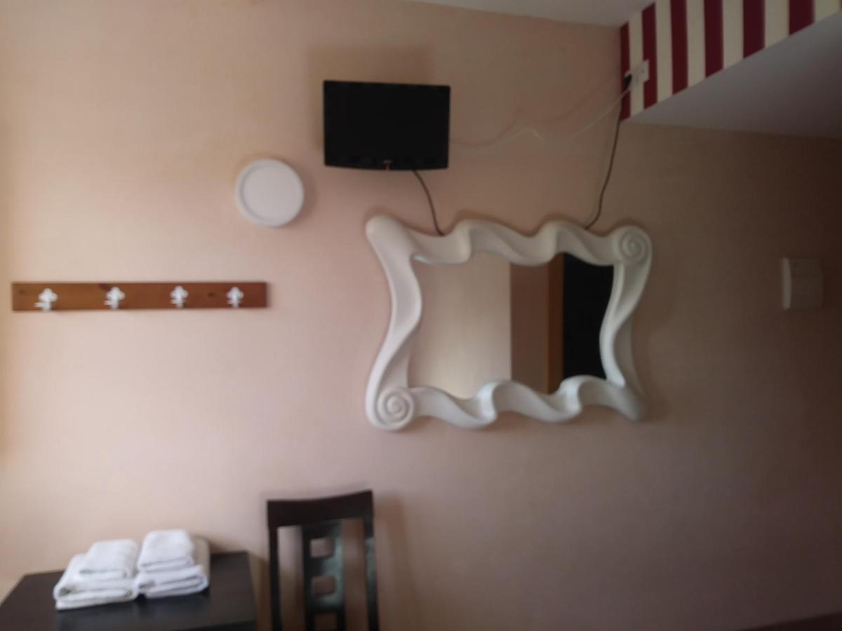 Albergue De Las Estrellas Navarrete Bilik gambar